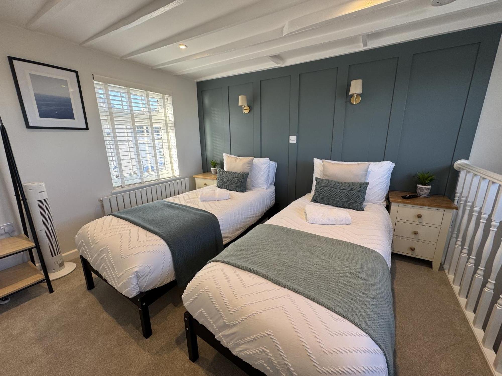 Driftwood House - Luxury Dog-Friendly Townhouse In Cowes, Steps From Marina 빌라 외부 사진