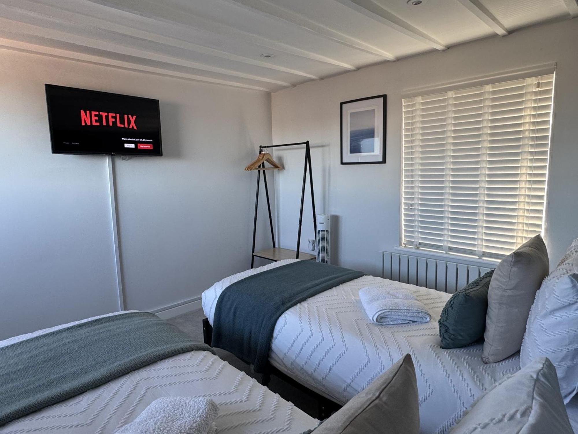 Driftwood House - Luxury Dog-Friendly Townhouse In Cowes, Steps From Marina 빌라 외부 사진